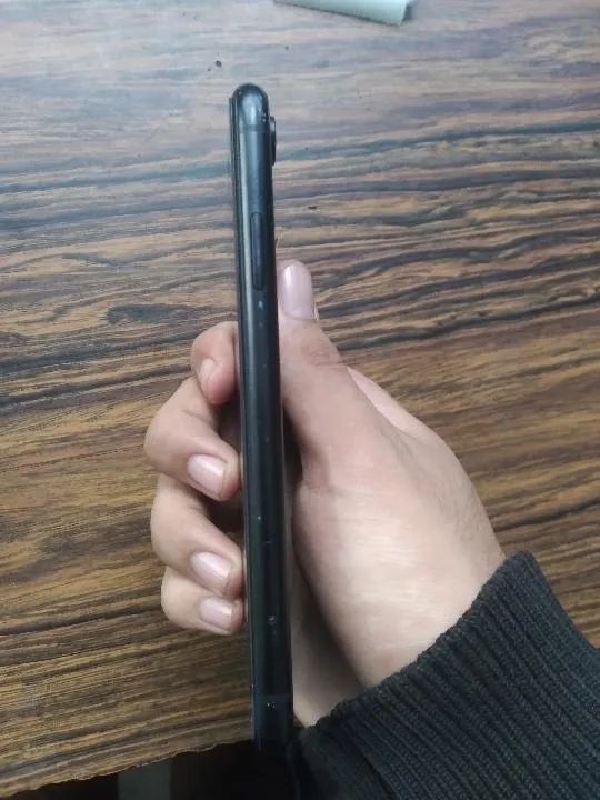 iPhone XR bateria 76% - Foto 2