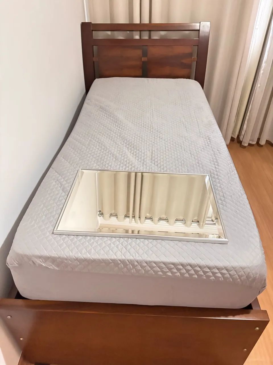 Cama solteiro, madeira maciça, com 3 gavetas e cama adicional  - Foto 3