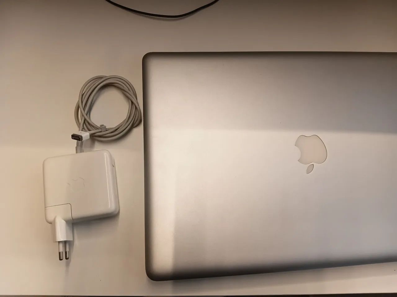 Macbook 17 polegadas core i7 - Foto 2