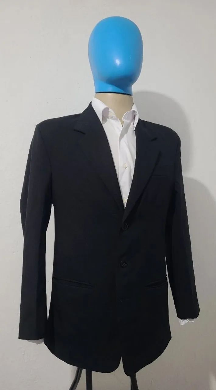 Blazer Slim Preto N° 46, bonito, elegante, bem confortável, tecido macio.  - Foto 3