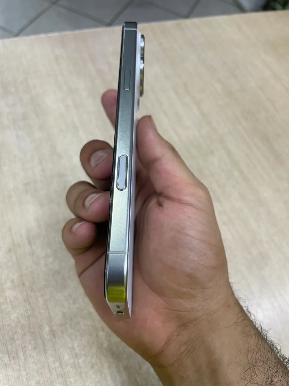 IPhone 16 pro Max 256Gb sem detalhes  - Foto 4