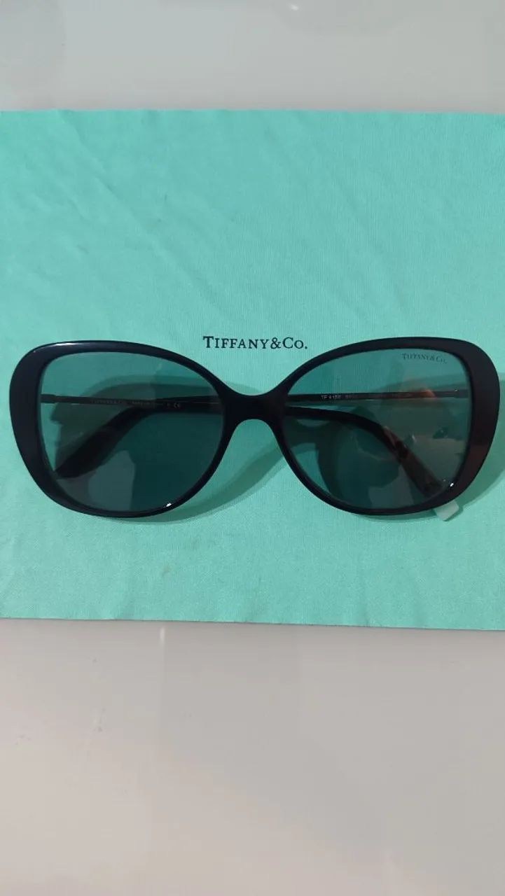 Óculos sol feminino Tiffany & Co. - Foto 2