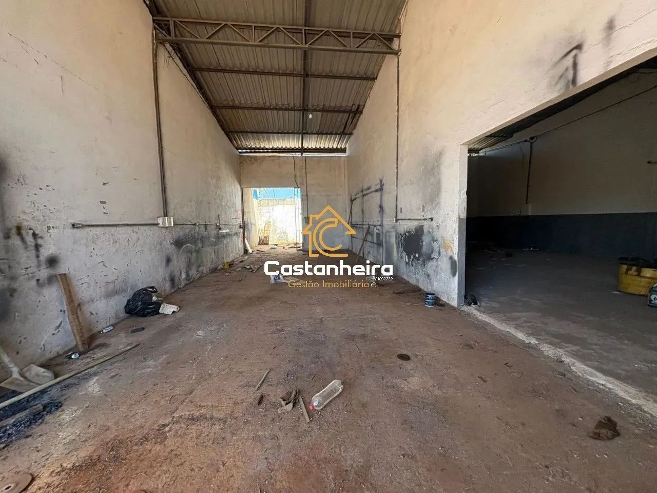 Galpão de 160m² - Plano Diretor Sul