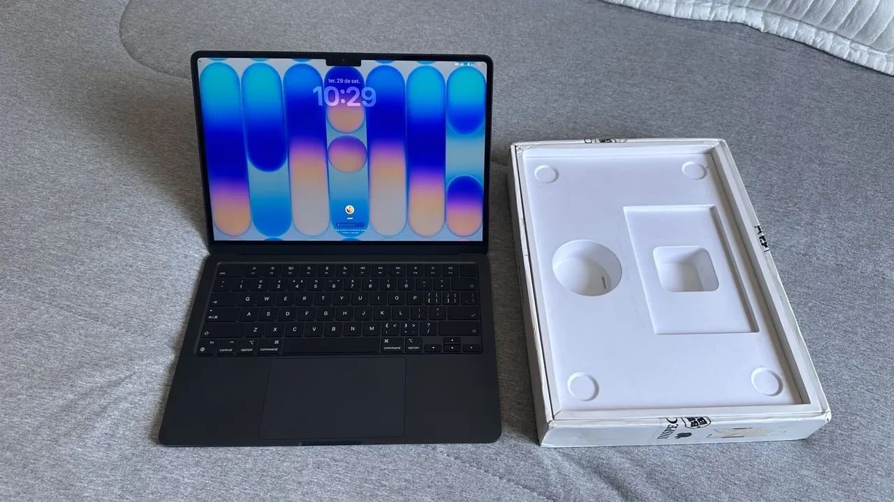 Macbook