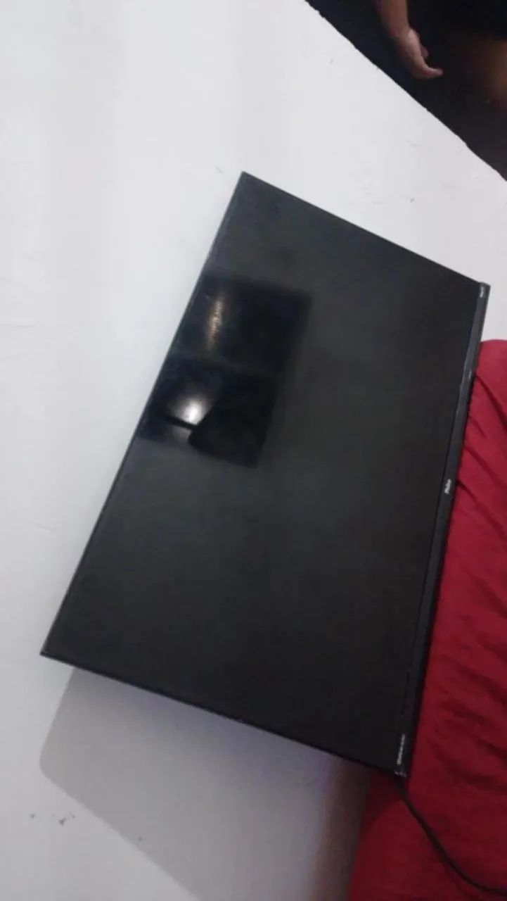 Vendo tv pra retirada de peças 