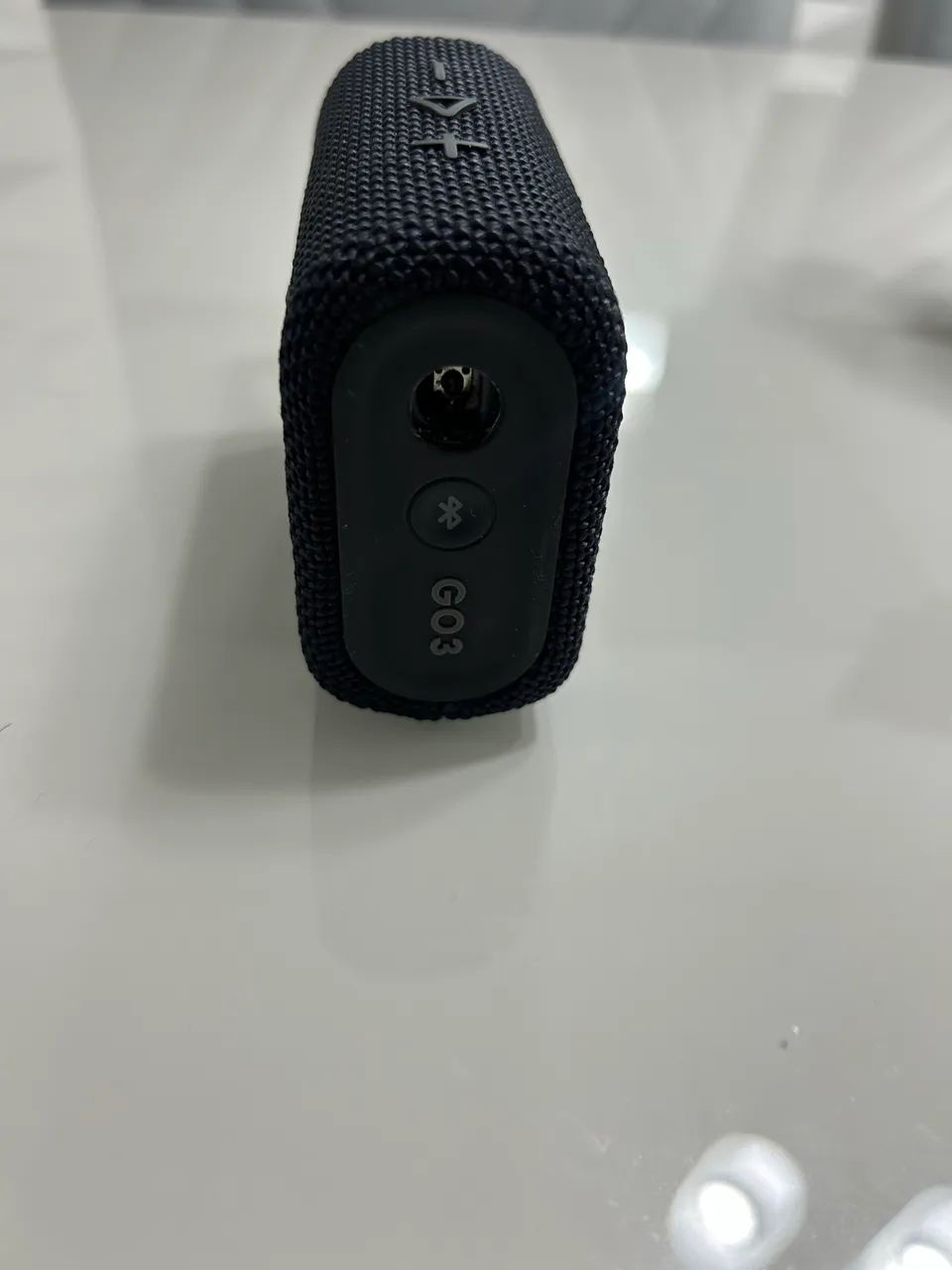 Caixa de som JBL com defeito no fone 