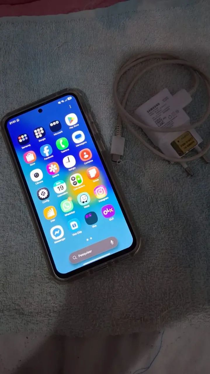 Samsung A35 5g 256gb 8 de ram top 