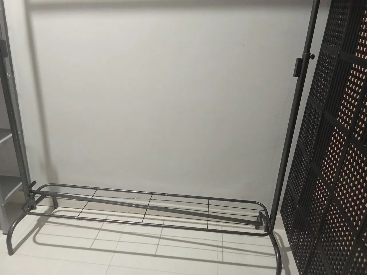 Arara de roupas  - Foto 2