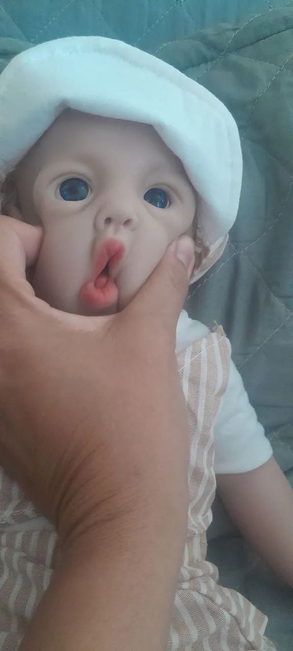 Bebê reborn silicone sólido  - Foto 3
