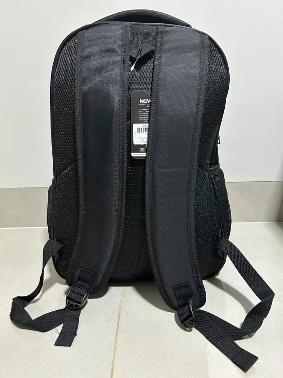 Mochila Preta NOVA Resistente Nunca Usada - Foto 4
