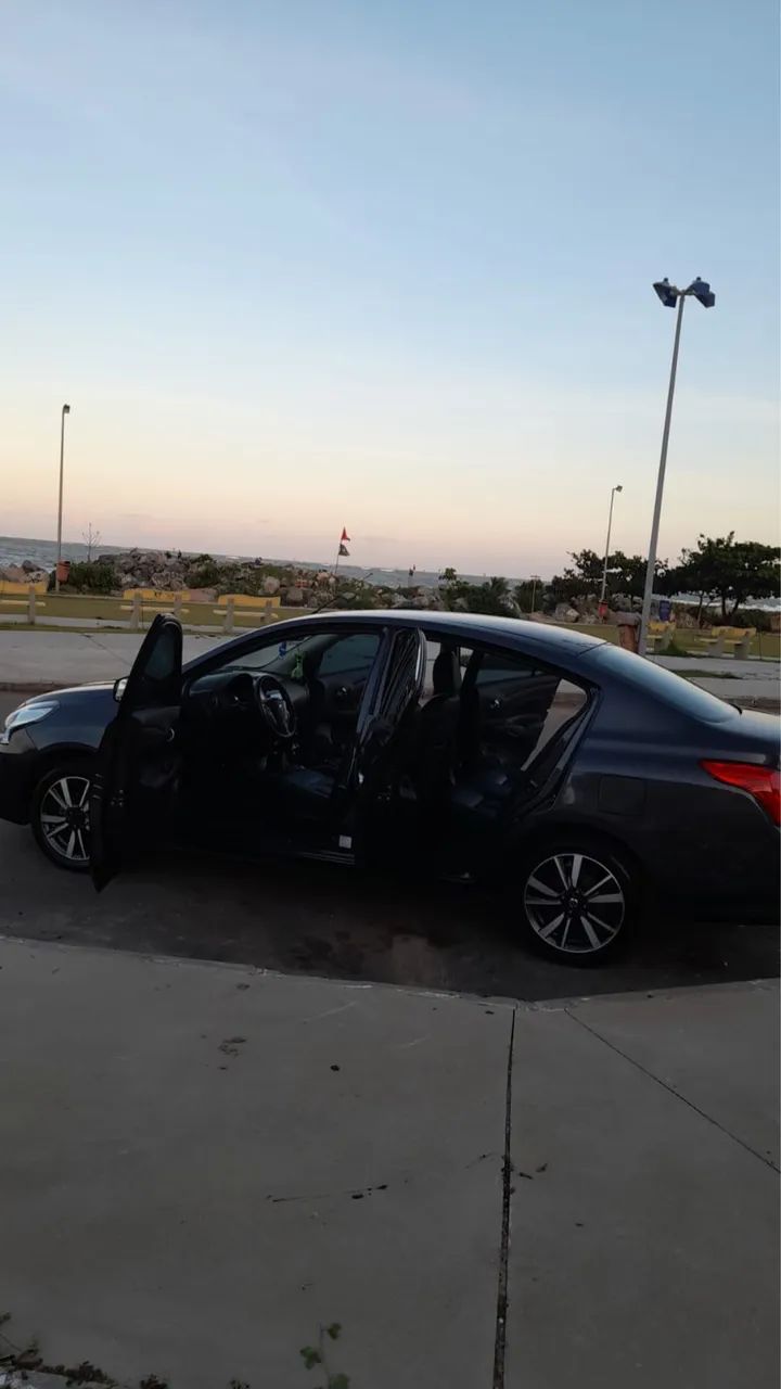 Nissan Versa 2020