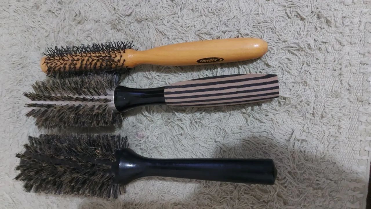 Kit ESCOVAS DE CABELO