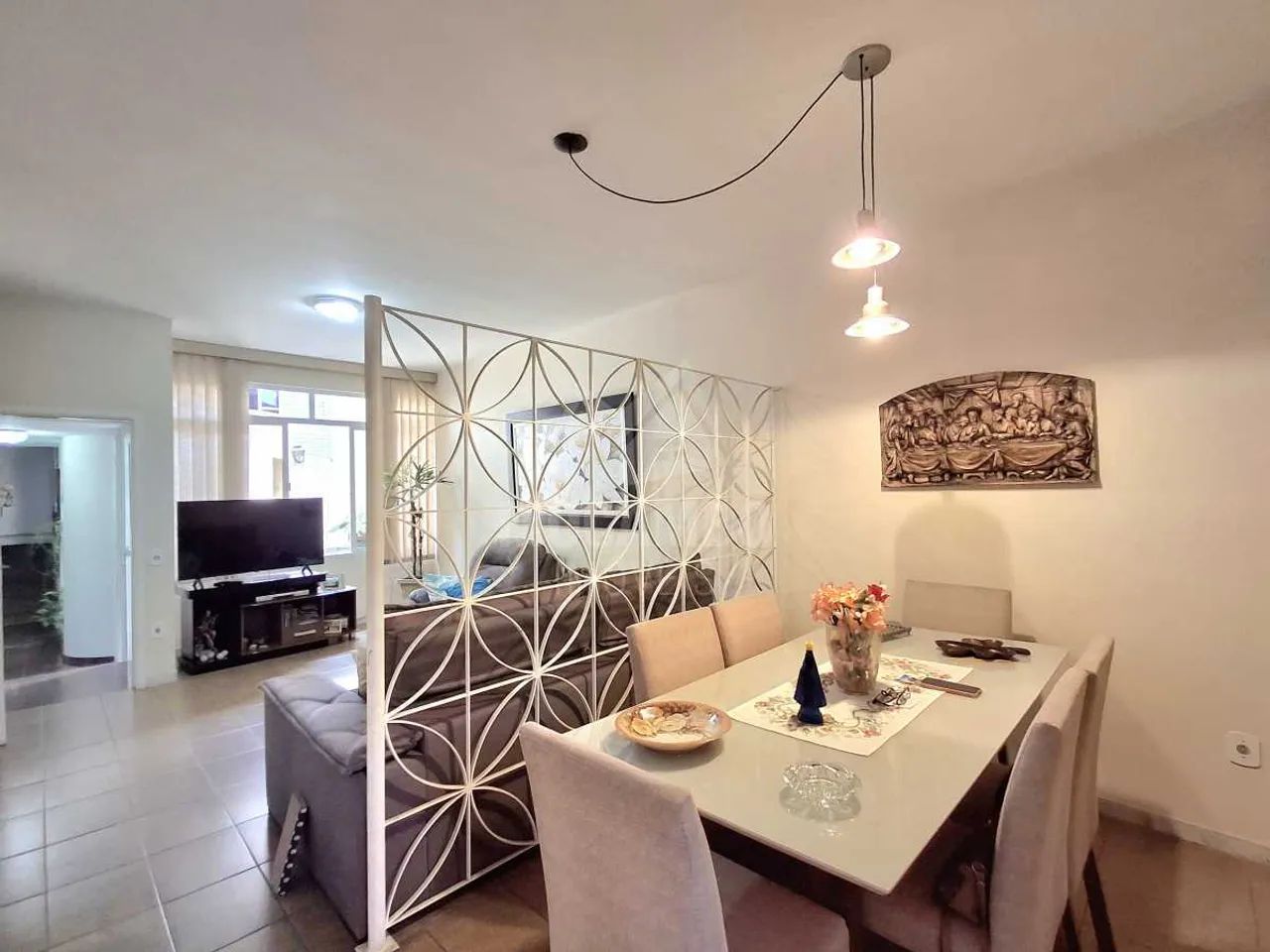 Casa de rua : / Residencial / Nova Itatiba