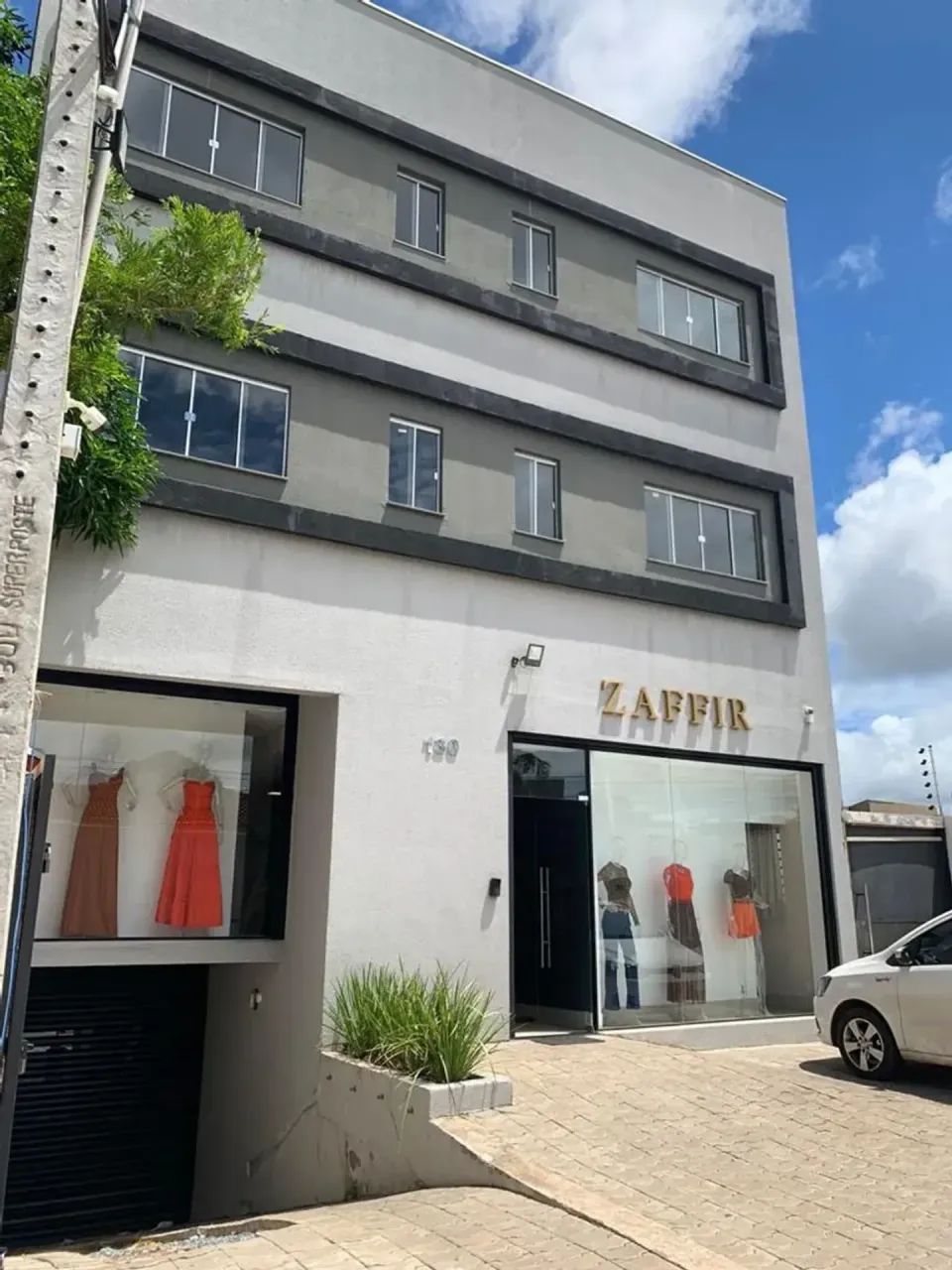 APARTAMENTO 1 QUARTO, MOBILIADO, REGIÃO COMPER PRAINHA, RES. ZAFFIR