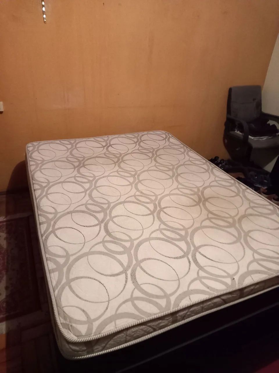 Cama box casal + Colchão de molas ensacadas