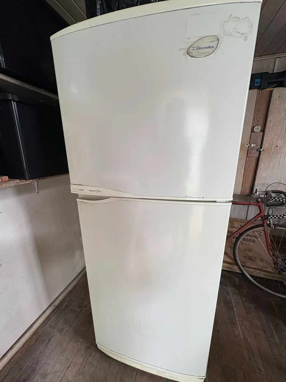 Vendo geladeira usada em bom estado - Foto 2
