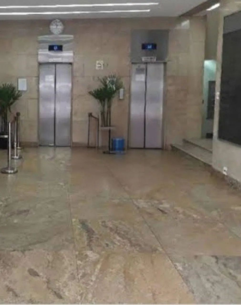 VENDO  OU TROCO SALA NO EDIFÍCIO CODÓ NO CENTRO DE  BELO HORIZONTE POR VEÍCULO  - Foto 3
