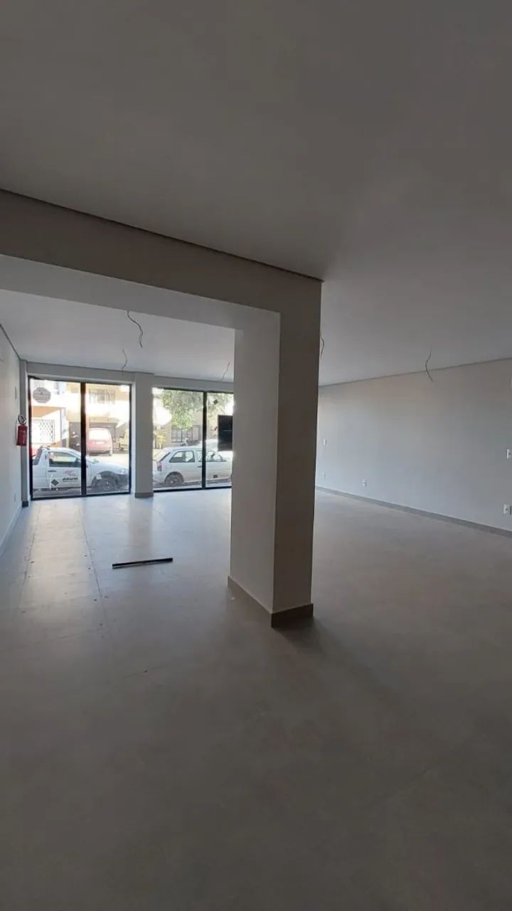 Sala Comercial nova, no Térreo - bairro Neva, 75m² + 1 vaga - Foto 3