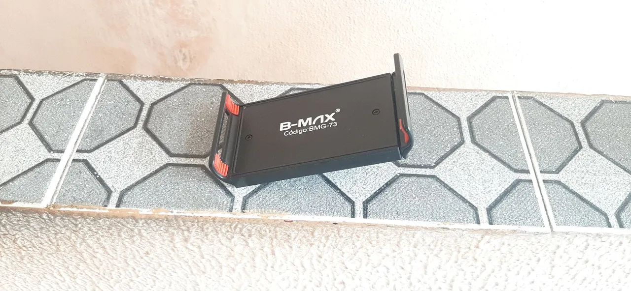 SUPORTE DE MESA PARA TABLET COM 2 CACHÍNBOS PARA MICROFONES! - Foto 5