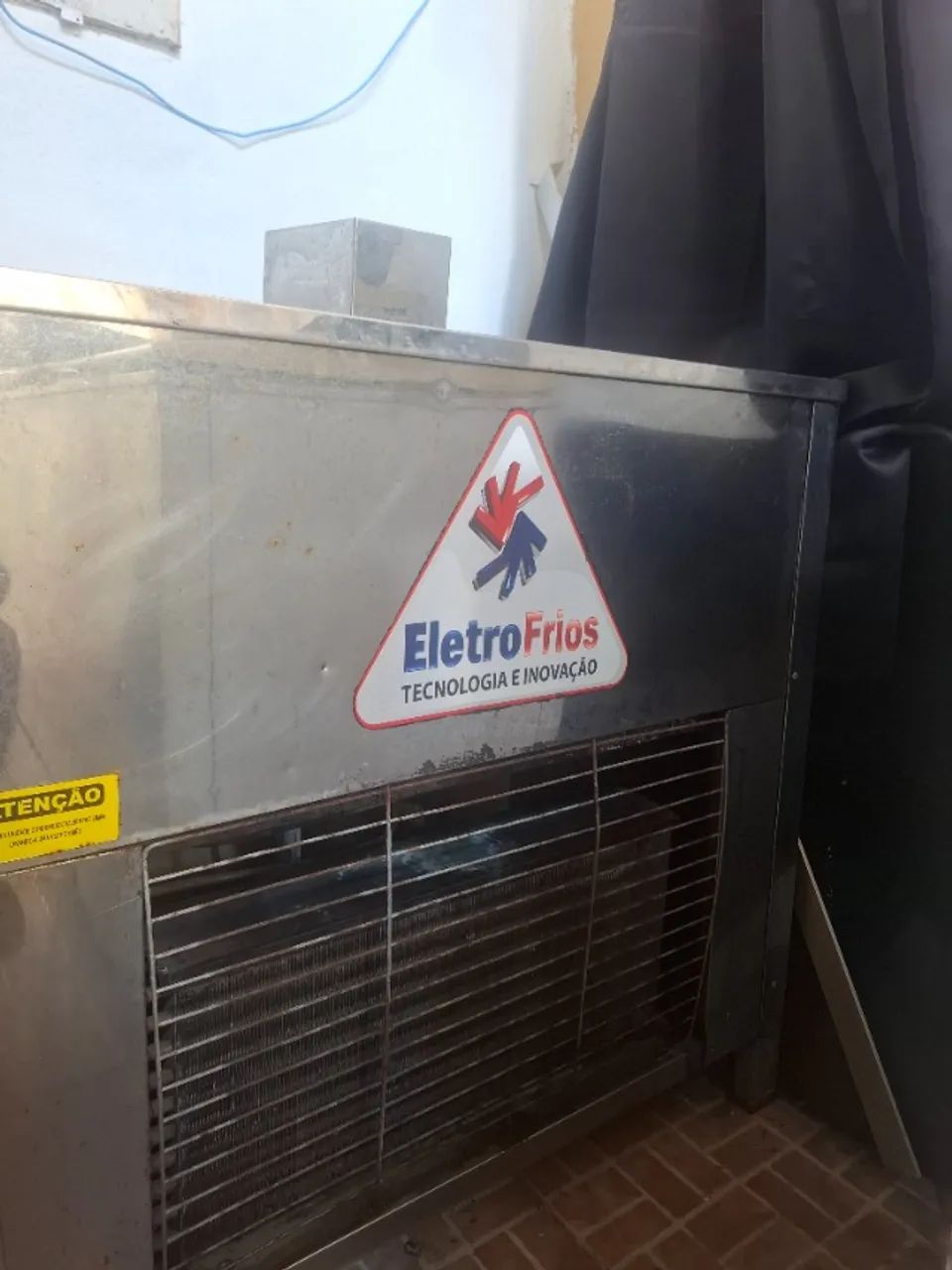 Máquina de picolés + 6 formas + 6 extratores + 2 alinhadoroes - Foto 2