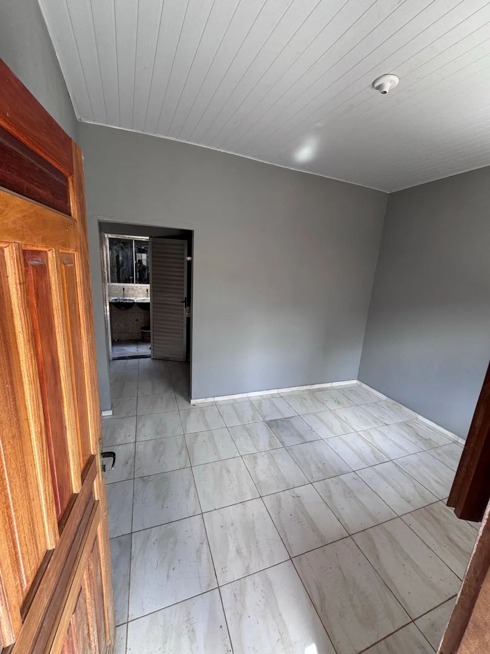 VENDO CASA APENAS  R$ 140 MIL  - Foto 2