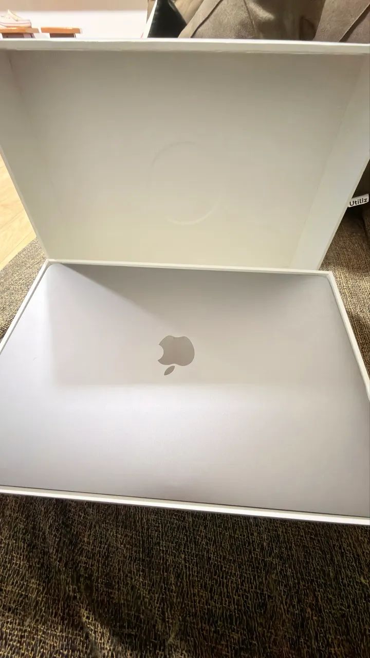 Apple Macbook Air (13 polegadas, 2020, Chip M1, 256 GB de SSD) - Cinza-espacial - Foto 5
