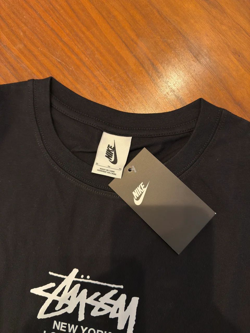Camiseta stussy x Nike NOVA - Foto 3