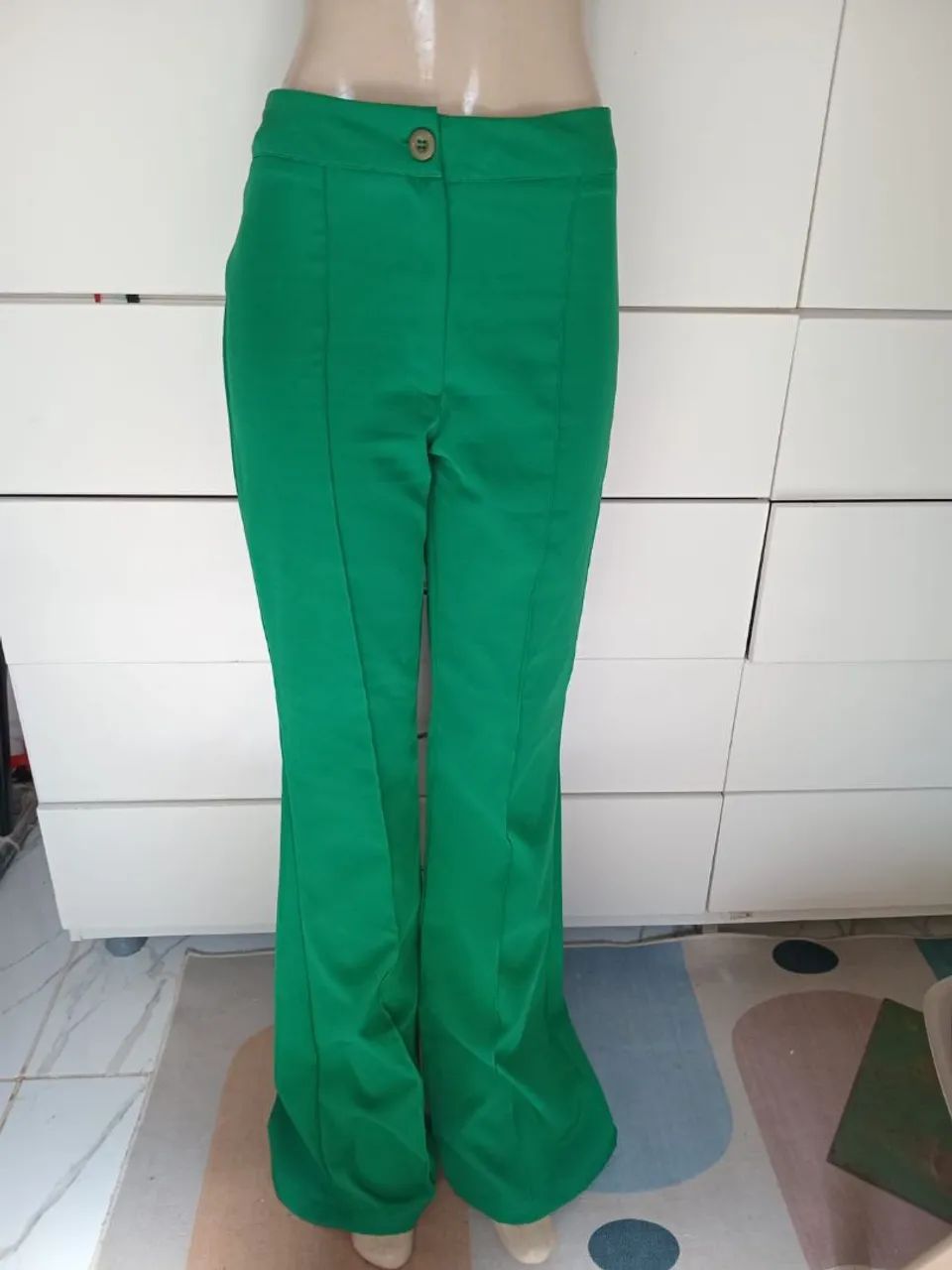 Calça social verde tam M