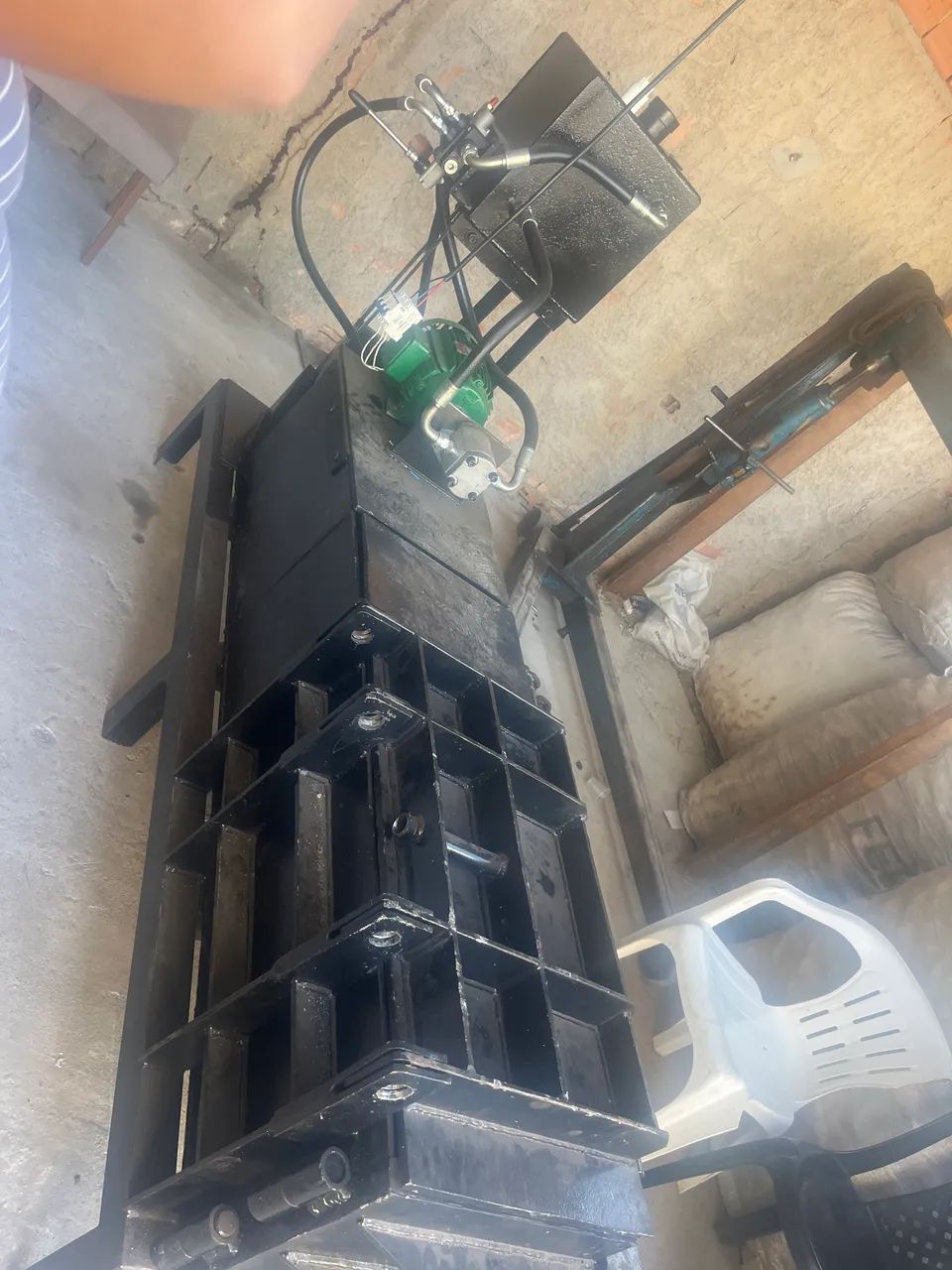 Vende se prenssa  - Foto 2