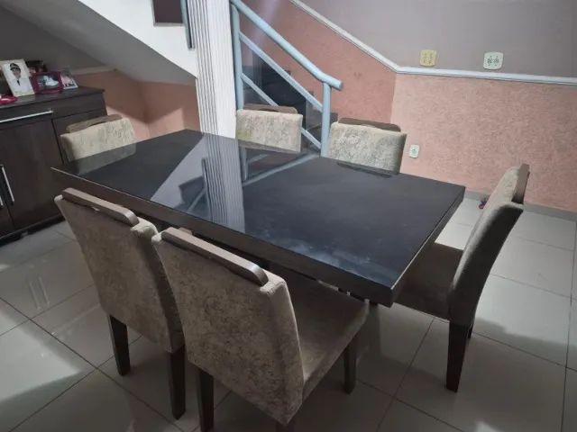 MESA DE JANTAR EM MDF COM TAMPO DE VIDRO - Foto 3
