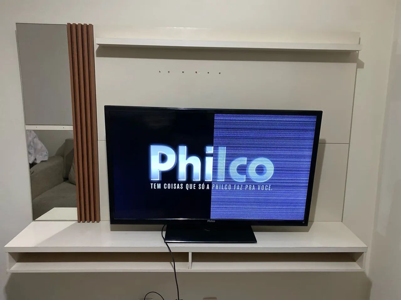 TV Philco 40" Polegadas - R$100 - Defeito Na Tela - Para Peças / Conserto