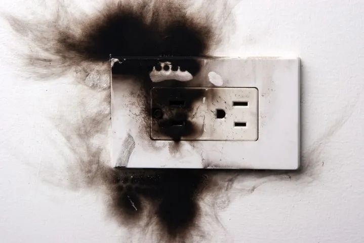 Eletricista, instalação e hidráulica  - Foto 2