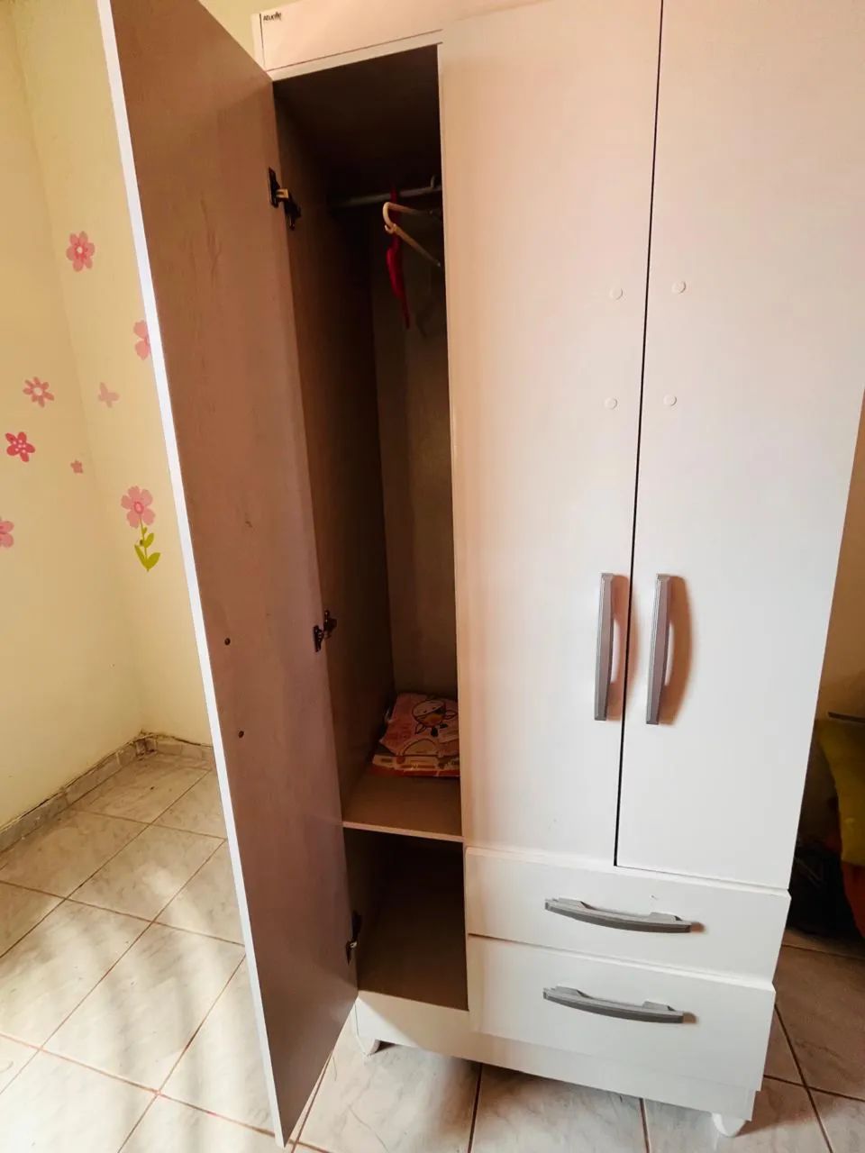 Vendo Guarda Roupa Infantil