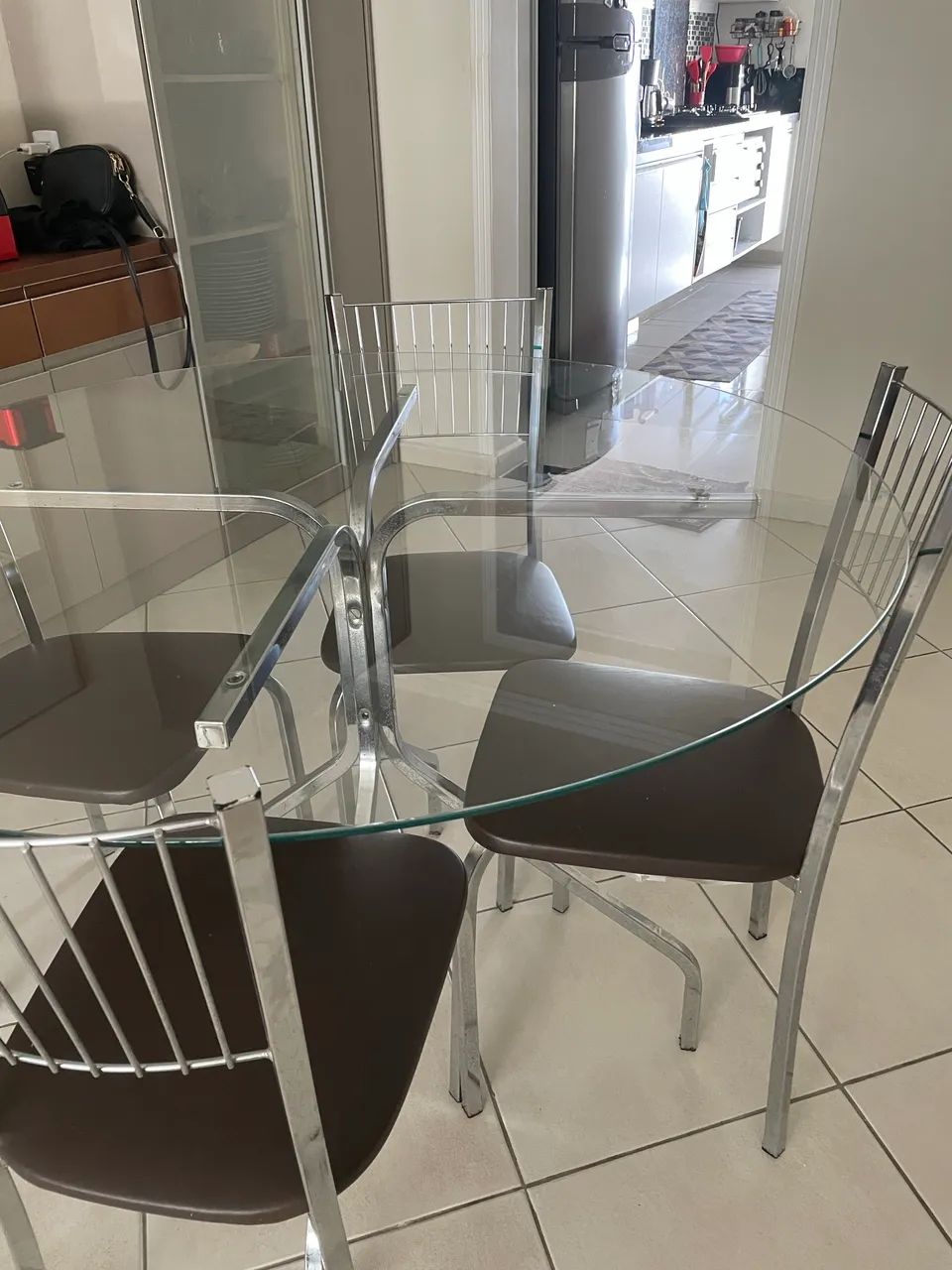 Mesa com 4 cadeiras - Foto 4