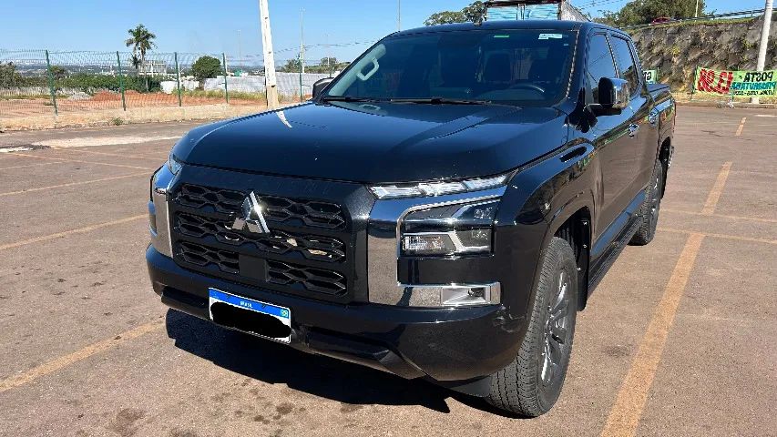 Mitsubishi Triton Triton HPE 2.4 CD 4x4 TB Diesel Aut. 2026