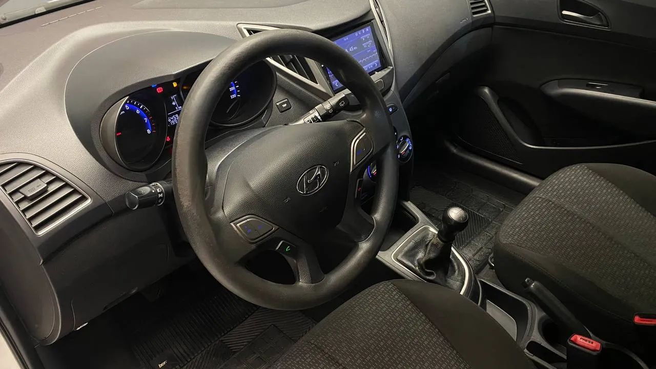 Hyundai HB20 Comfort 1.0 Flex 12V Mec., foto 19 de 20