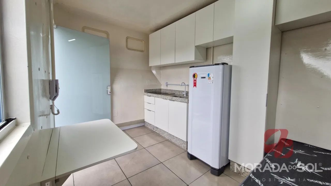 Casa Kitchenette/Studio para Locação em Itapema - 18m²