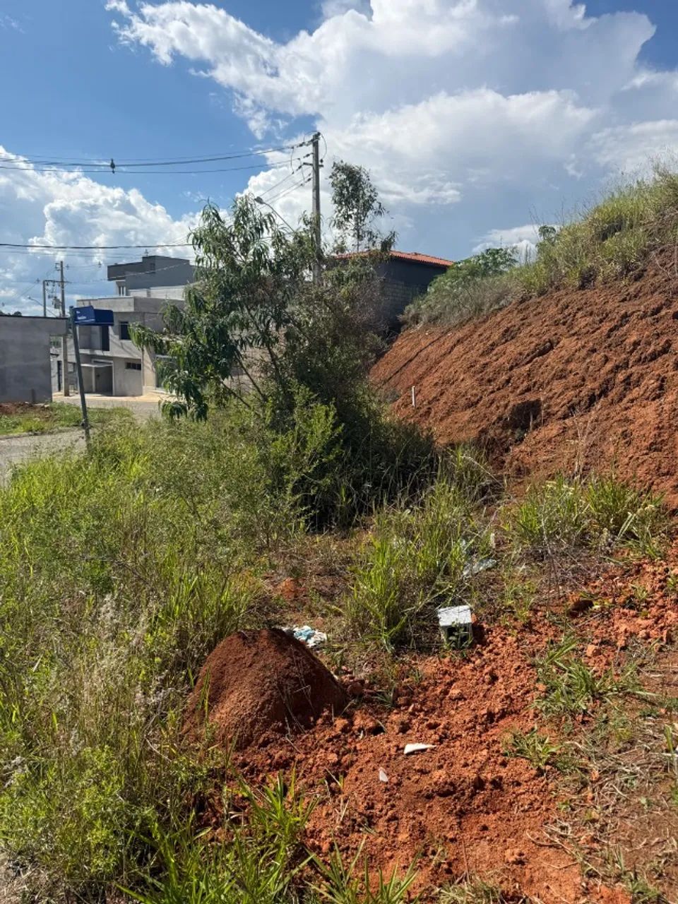 Terreno de 201m2 centro em Toledo MG