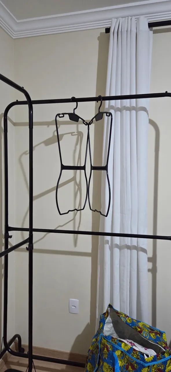 Cabideiro de roupas ( arara nova ) - Foto 3