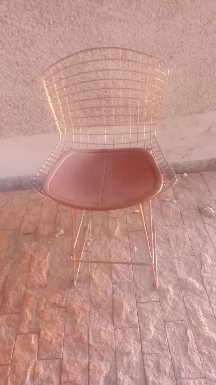 vende  se  2  banquetas de  ferro