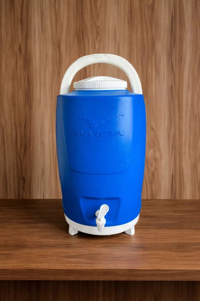 Cooler Invicta 12 litros com tripé 