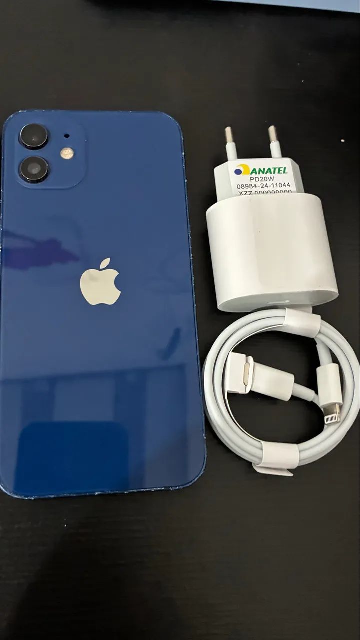 IPhone 12 top