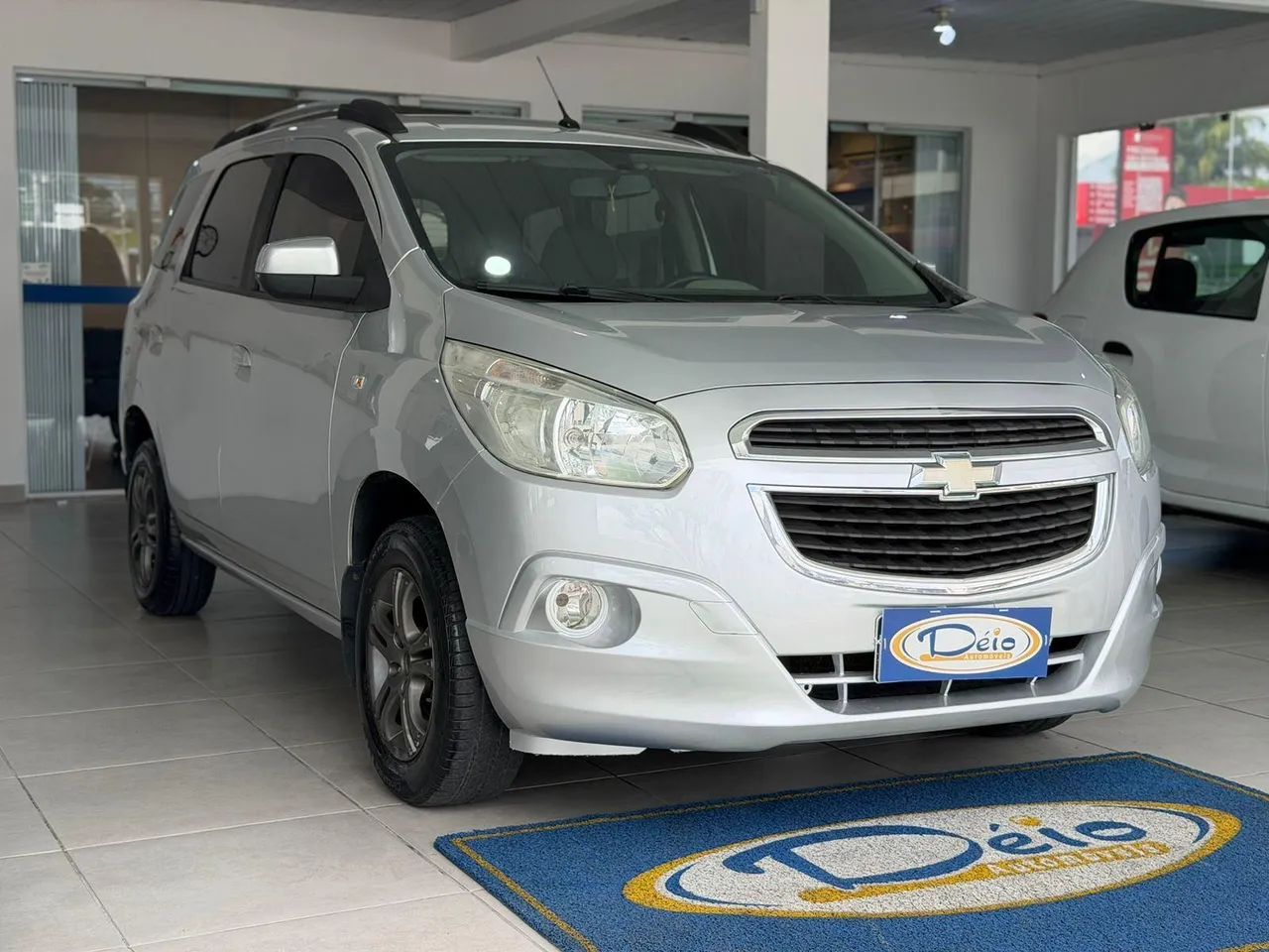 Chevrolet Spin LT 1.8 8V Econo.flex 5P Aut. 2013 - Foto 2