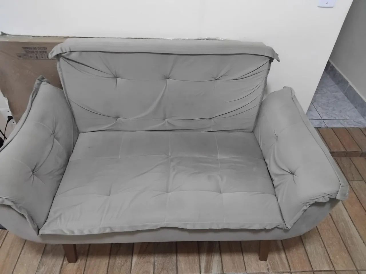 Sofa Namoradeira em ótimo estado - Foto 2