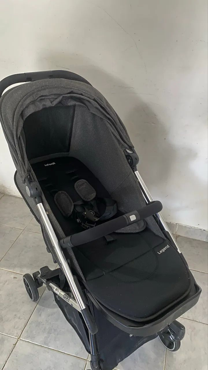 Carrinho de bebê + Bebê conforto Infanti  - Foto 4