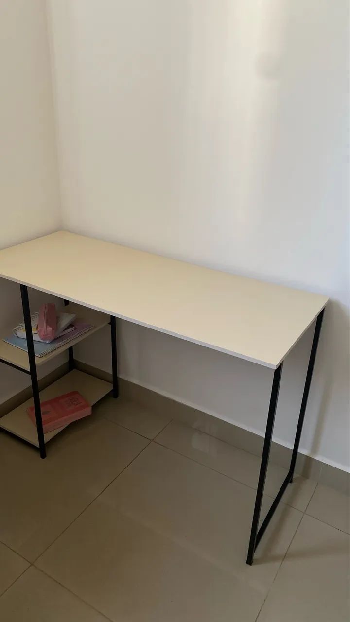 Mesa escrivaninha 