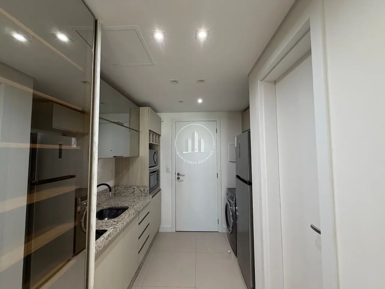 Studio 32m² mobiliado - Agronômica - EST - Foto 2