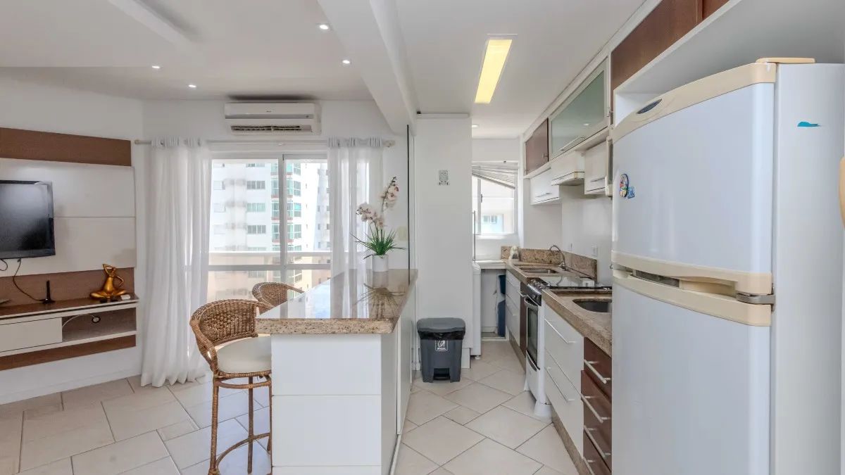 Apartamento no Edifício Marquês de Olinda no Centro de Balneário Camboriú