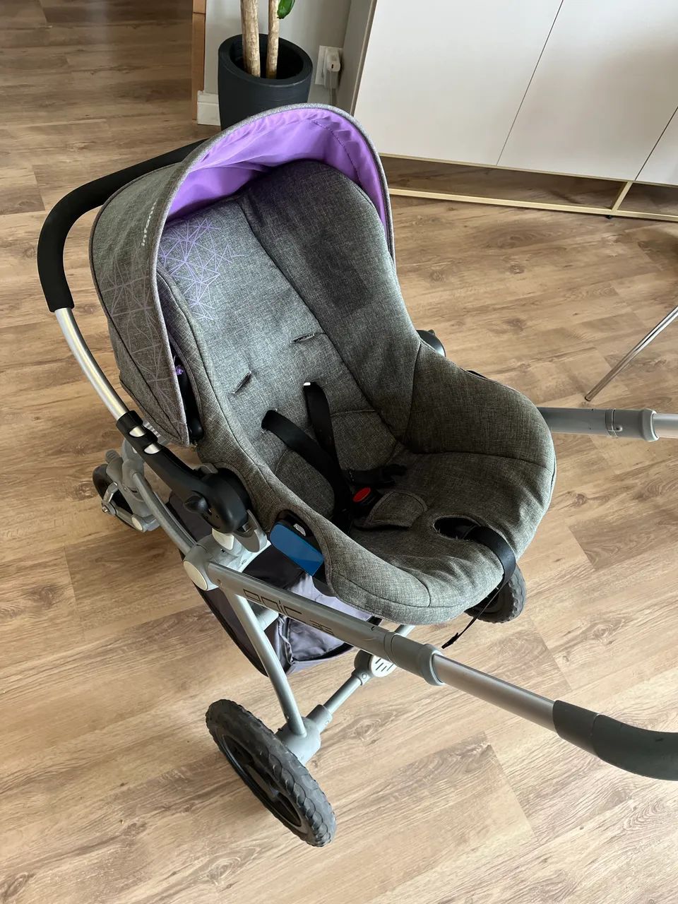 Vendo Carrinho Bebê, marca Infanti  - Foto 2