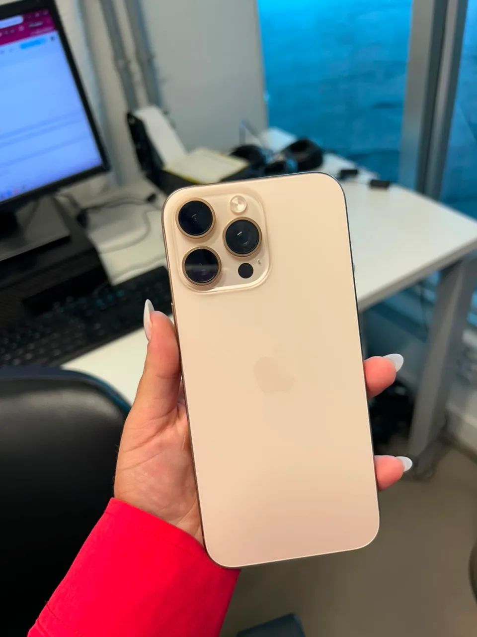 iPhone 16 pro Max 256 perfeito  - Foto 4